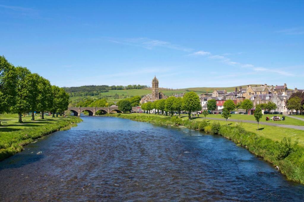 Culter Place Biggar Extérieur photo